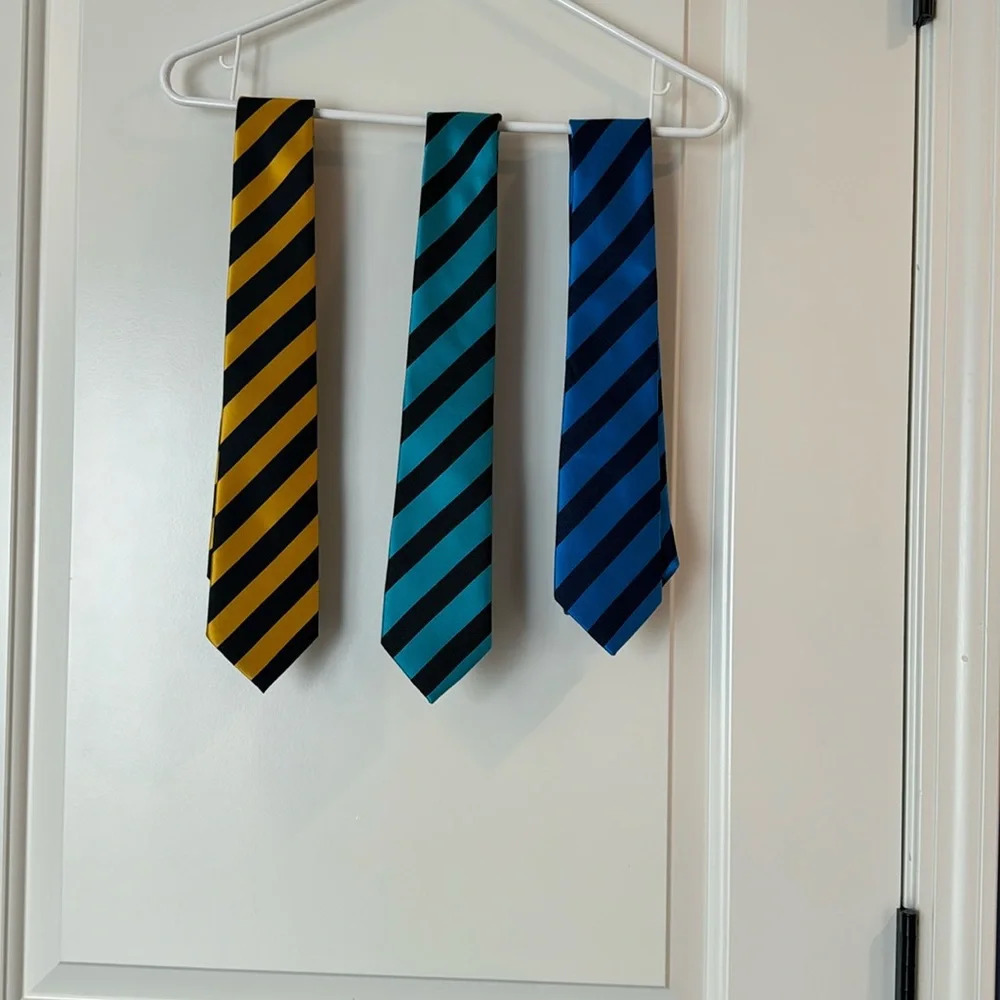 Set of 3 men’s ties yellow teal blue